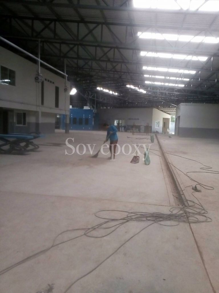 เคลือบพื้น Epoxy โชว์รูมรถฟอร์ด จ.สุราษฏร์ธานี 4