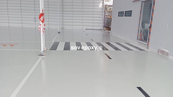พื้น Epoxy Coating โชว์รูมรถ